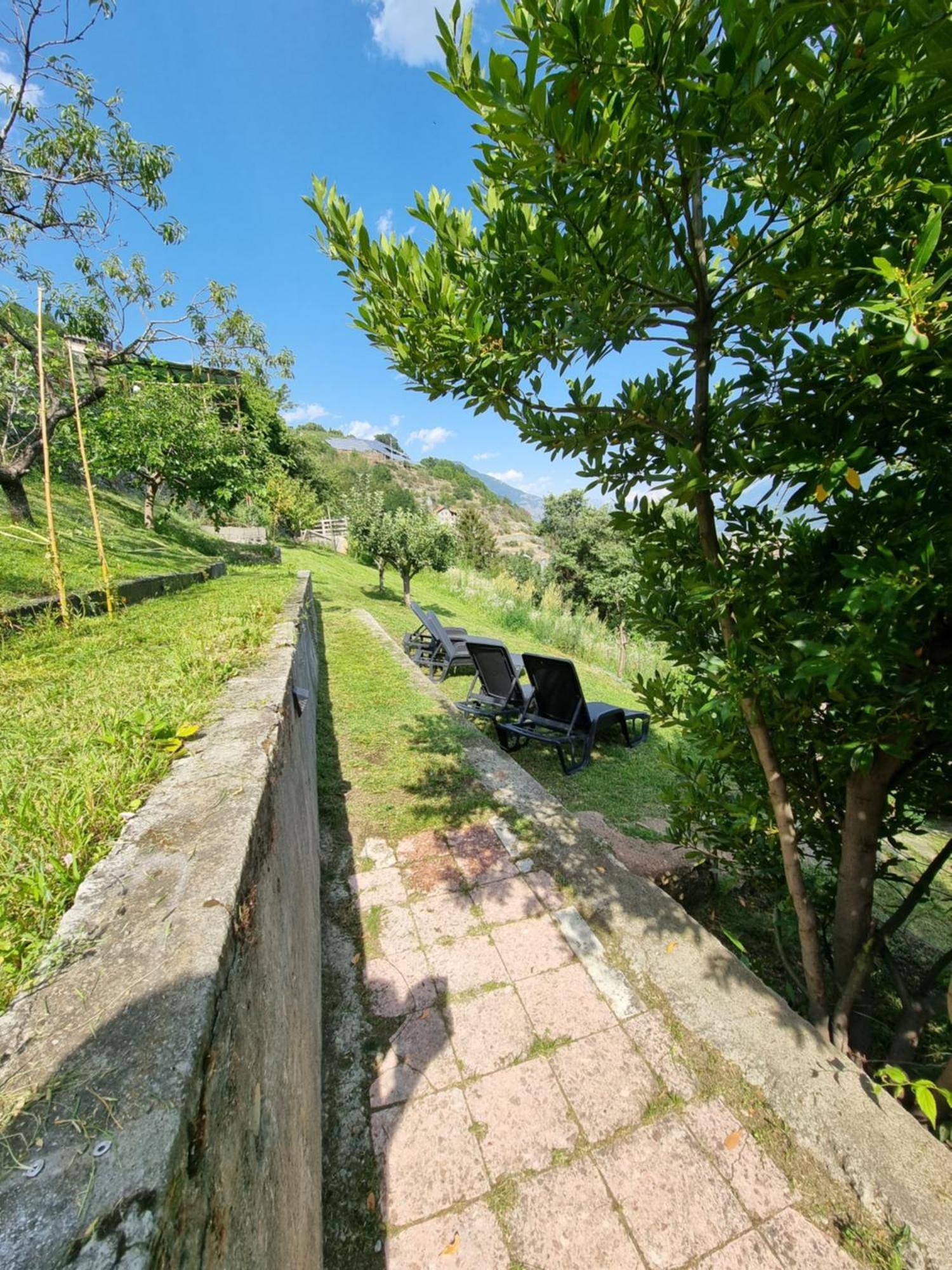 Willa Casa Le Vignole - Aosta Zewnętrze zdjęcie